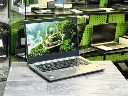 Lenovo Thinkpad E4809